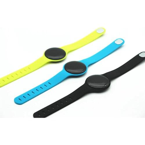 4pcs/lot NRF51822 Ble 4.0 Beacon Silicon Wristband iBeacon for Android IOS