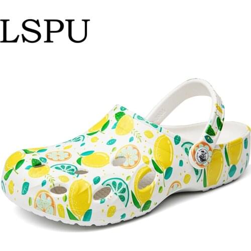 New Arrivals Summer Unisex Clogs Slip On Breathable Water Beach Sandals Lightweight Summer Slides Men Women Mules Big Size 36-47