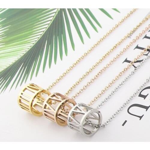 Fashion Classic Stainless Steel Hollow Roman Numeral Pendant Necklace For Women Love Gifts Jewelry Wholesale