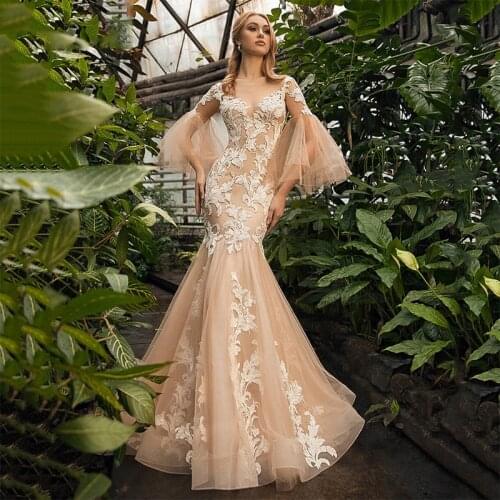 New Arrival Champagne Wedding Dresses Lace Flare Sleeve Bride Dress 2021 Mermaid Wedding Gowns Vintage Custom Made