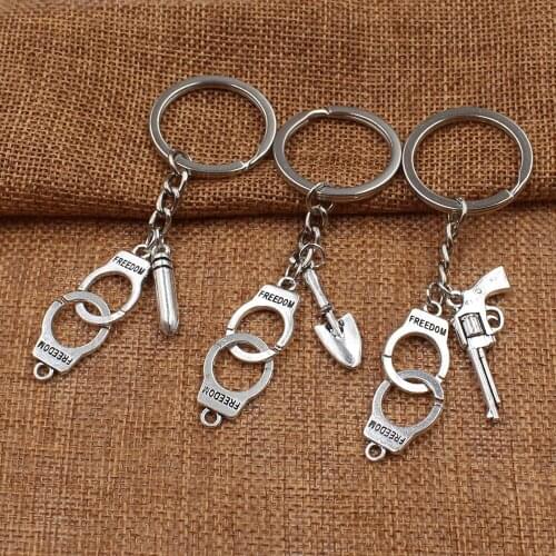 Creative fashion charm criminal personality keychain, best friend necklace set, partner friendship jewelry keychain