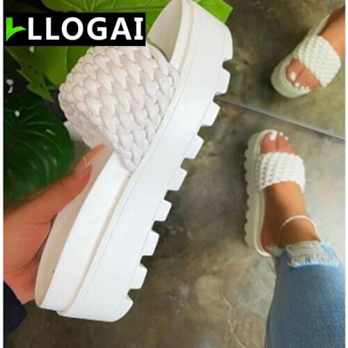 2021 New Summer Woman Non Slip Slippers Ladies Open Toe Crystal Platform Flat Shoes Woman Comfort Casual Fashion Slippers Female