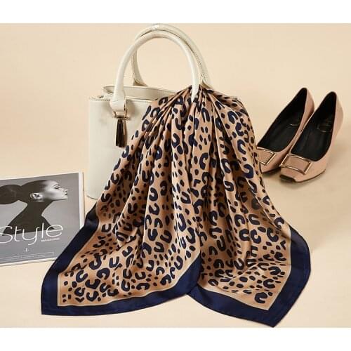 Women Silk Scarf Small Square Silk Scarves NeckerChief Satin Kerchief For Girls Dots With Anima Printed Fahsion Neck Hair Scarfs