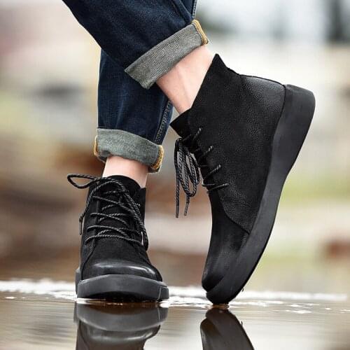 Genuine Leather Big Size Boots Warm Plush Men Snow Boots Outdoor Comfortable Lace-Up Autumn Mens Ankle Boots Motorcycle Boots