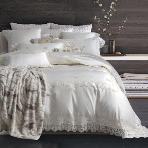 Luxury 100S Egyptian cotton Embroidered Bedding sets White Lace Queen King Royal Duvet cover Bed sheet set Pillowcases 4/6pcs