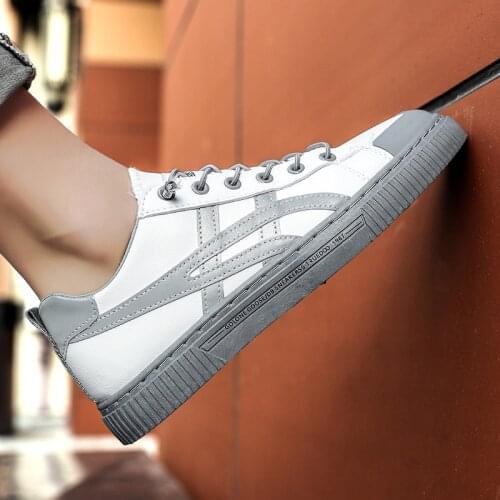 Spring and autumn new mens shoes trend low-top shoes light and comfortable casual shoes fashion canvas shoes sneakers