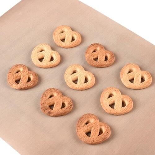 6PCS Reusable Non Stick Baking Paper High Temperature Resistant Sheet Pastry Baking Oilpaper Grill Baking Mat Baking Tools