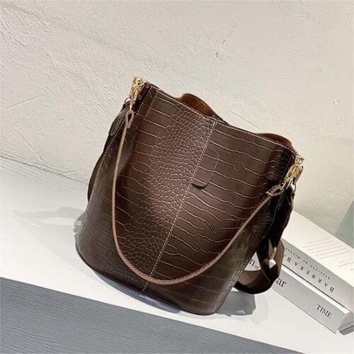 Bucket Bag Women Animal Prints Korean Shoulder Bag Crocodile Women' s Designer Bag Large Leather Handbags Female Luxury Handbags
