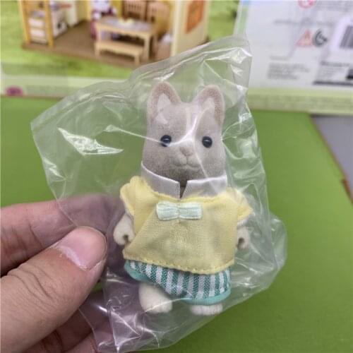 Geniune Sylvanian Doll Families Dollhouse Animal Figures furniture set clothes house food without package