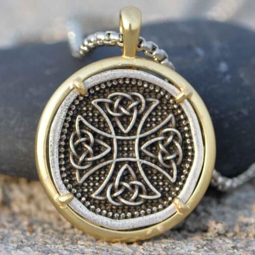 Mens Celtics Necklace Irish Knot Daily Clonmacnoise Infinty Cross Pendant Geometric Coin Necklace A260