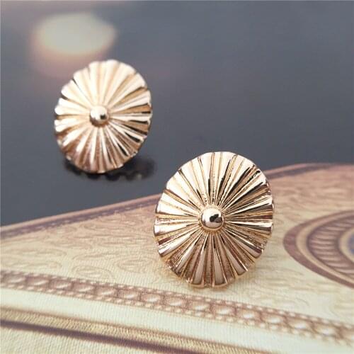 Lovely Gold Color Plating Floral Textured Cute Oval Stud Earrings For Women Dinner Party Antique Bohemia Decoration Jewelry