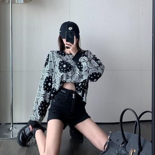 2021 Spring WomenS T-Shirt Retro Hong Kong Flavor Loose Korean Version Of Foreign Totem Long-Sleeved Shirt Fried Street Sweater