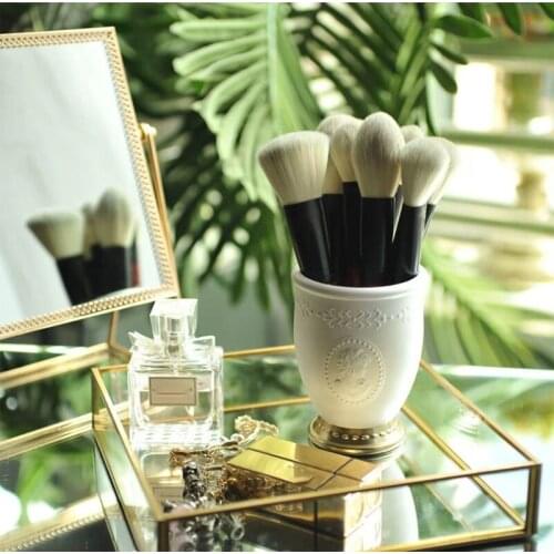 French Retro Makeup Brush Holder Bracket Embossed Portrait Cosmetic Tools Organizer Comb Pen Pencil Storage Box Container