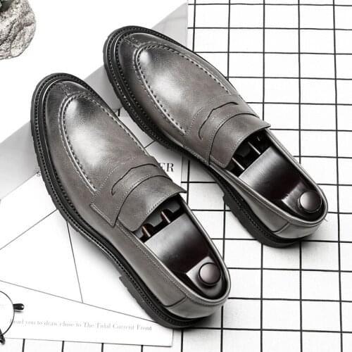 Hn8New Arrival Luxury Italian Brand Men Leather Flats Men British Brogue Dress Shoes Formal Business Oxfords Shoes for Men