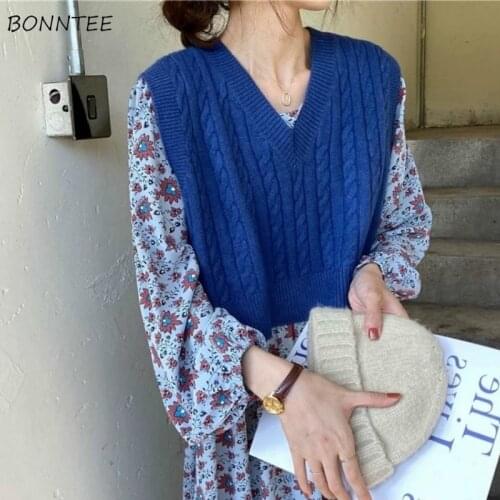 Sweater Vest Women Retro Cropped Chic New Stylish Ladies Sleeveless Twisted Sweaters All-match Vintage V-neck Holiday Clothing