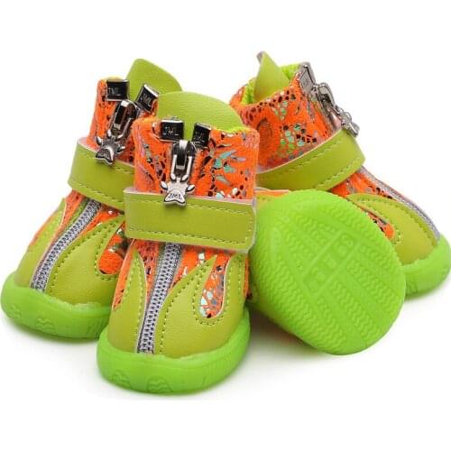The new pet shoes fashion budding dog shoes pet supplies