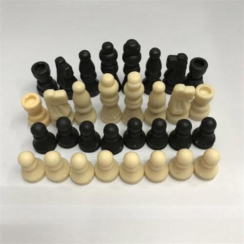 Plastic Chess Pieces Entertainment Standard Chessmen Family Board Games For Children Primary Learning Kids Birthday Gift