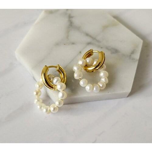 Luxury French Gold Circle Baroque Freshwater Pearl Hoop Earring for Women Stylish Geometric Hollow Out Party Earring Jewellery