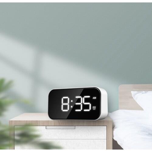 Alarm Clocks Small Desktop Clocks USB Port for Charging 12/24H for Bedroom