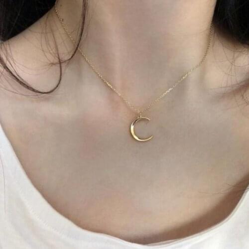 Dainty Jewelry Cute Moon Pendant Necklaces For Women Bohemia Chain Choker Necklace Simple Crescent Clavicle Bijoux Collares
