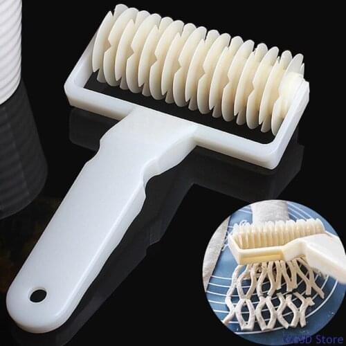 Plastic Pie Pizza Biscuit Cutting Machine Kitchen Baking Tool Dough Bread Cookie Pizza Lattice Roller Cutter Knife Pastry Tools