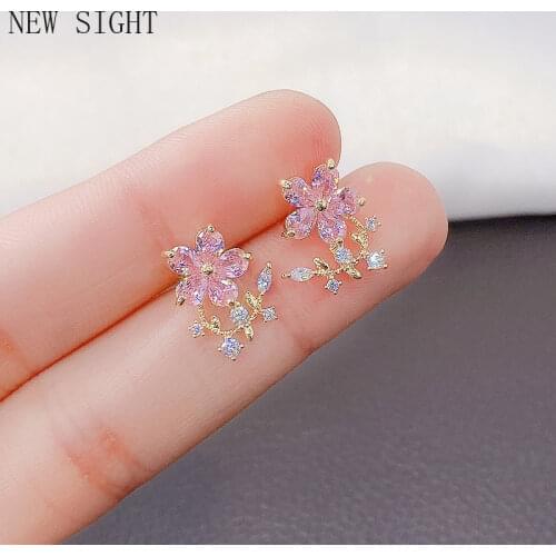 2021 New Arrival Elegant Crystal Flower Stud Earrings for Women Gift Fashion Jewelry Zirconia Leaves Earrings
