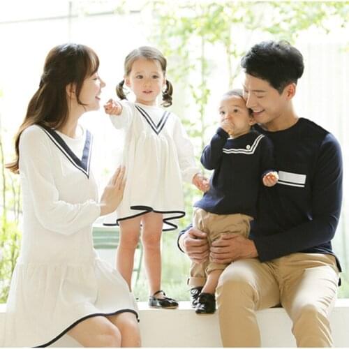 Family Matching Clothes Spring Autumn Mum Daughter Causal Dress Dad Son Long-sleeved T-shirts Family Look Couple Matching Outfit
