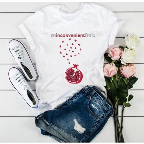 Women Christmas T-Shirt An Inconvenient Fruit Pomegranate Print Graphic Tees Harajuku Fashion Aesthetic Short Sleeve Tshirt
