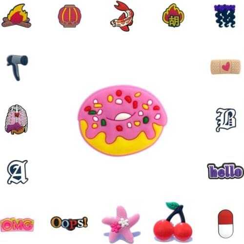 Mixed 2000pcs Cartoon Shoe Charms Anime Shoe Buckles Fit Bracelets Kids Gifts