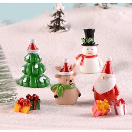 Mini Resin Christmas Decoration Santa Claus Snowman Tree Micro Landscape Model DIY Miniature Garden Figurines Home Decoration