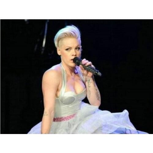 New diamond painting pink portrait music singer 5d full square / round drill American girl diamond mosaic cross stitch kit