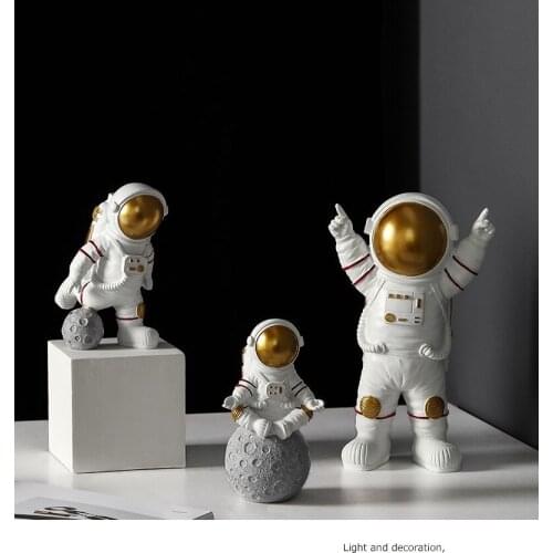 Astronaut Figurine for home décor office accessories ornaments for bedroom livingroom decoration Reson Statue Art Sculpture