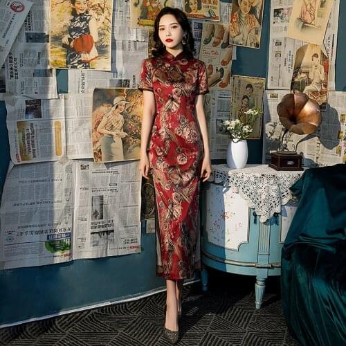 Oversized 4XL 2021 New Rayon Cheongsam Chinese Traditional Dress Classic Women Qipao Short Sleeve Weeding Party long Dress