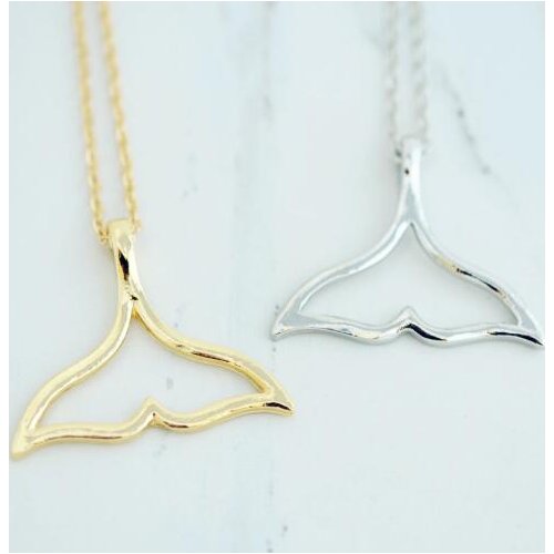 Island Style Hollow Shark Tail Pendant Necklace for women fashion statement Jewelry Metal Simple Holiday Fish Tail Necklace gift