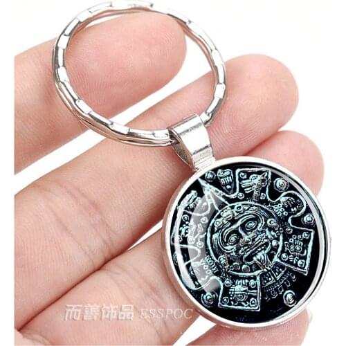 Esspoc Hot Sale Mayan Culture Keychain Glass Jewelry Vintage Key Chain Car Key Ring Mexican Aztec Calendar Pendant Gifts Bijoux