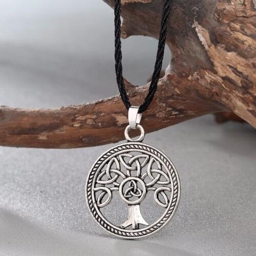 Kinitial Retro Knot Choker Necklaces Family Tree of Life Round Charm Pendant Necklace Jewelry for Women Men Gift Accessories