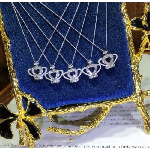 Hot Selling Creative Love Heart Full Of Diamonds To Make Christmas Jewelry Female Necklace For Women Party Travel Wedding Gift