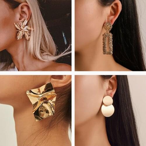 Simple Flash Diamond Star Bracelet Niche Design Pearl Chain Jewelry Womens Fashion Pearl Bracelet Necklace Earrings Gift