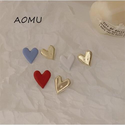 AOMU 2020 Korean Retro Asymmetric Colorful Love Heart Earring Contrast Color Irregular Metal Chic Simple Stud Earrings for Girl
