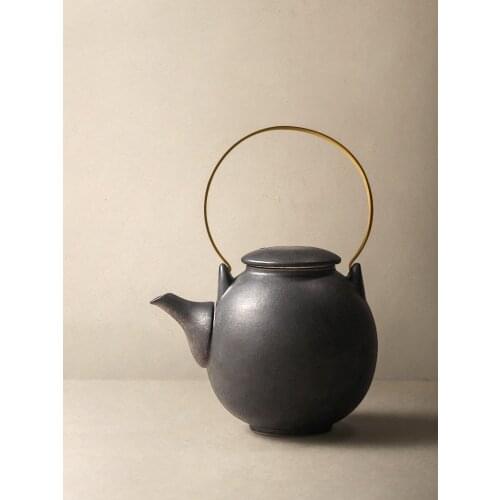 Japanese Zen Lifting Handle Little Teapot Kung Fu Tea Set Pu'er Ceramic Tea Set Handmade Single Teapot Vintage Teapot