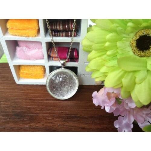 30 Sets, Pendant Kits - 30mm Circle Bezel Blanks with Matching Glass Cabochons and Chains Silver plated1.25 inch