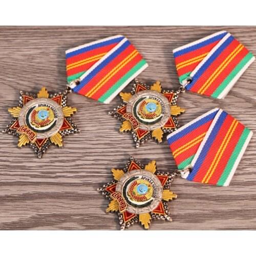 3pcs/lot CCCP Soviet Union Various Ethnic Groups People Friendship Medal Metal Alloy USSR Established 50th Anniversary Badge