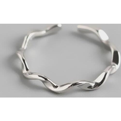 New Hot Offer Korean Fashion Simple Classic Wave Ring Jewelry For Women Twisted Glossy Antique Finger Ring