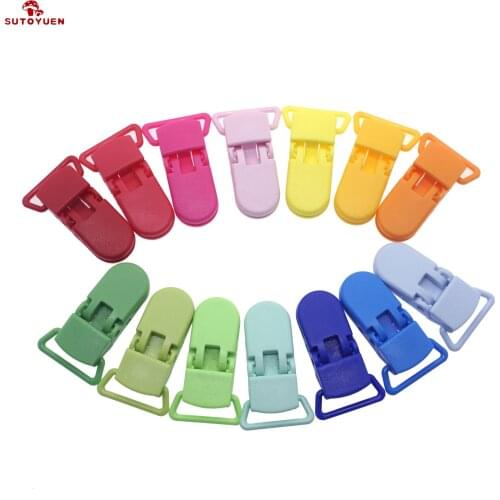 Sutoyuen 380 Pcs 20MM D Shape Plastic Clip Plastic Pacifier Clip Dummy Bib Soother Suspender Clip 15 Colors can be choose