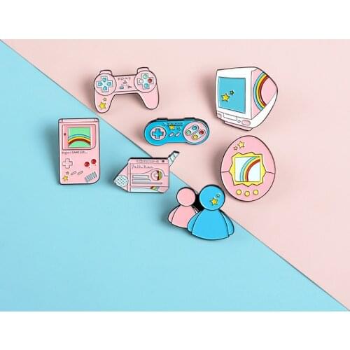 Cartoon Pink Retro Game Player Handle Doll Over Enamel Brooch Alloy Badge Denim Clothes Bag Pin Cute Sweet Woman Jewelry Gift