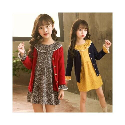 Explosion models female baby childrens clothing spring and autumn models cotton print large lotus leaf collar girls sweater set