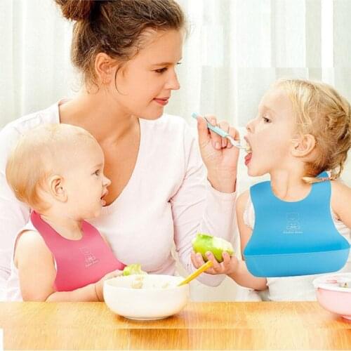 Silica-like bib for infants and young children three-dimensional waterproof kitchen pocket anti-dirty leakage baby mouth towel