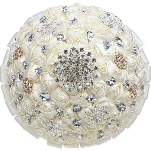 Hot Selling Korean Rhinestone Hand Bouquets for Bride Bridesmaid Pearl Crystal Buds DIY Sister Group Party Wedding Props PL001-Z