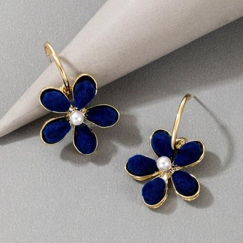 Trendy Earring Blue Flower Simulated Pearl Fashion Jewelry Women Winter Big Ear Hook Earrings Women Wedding Party Jewelry Gift