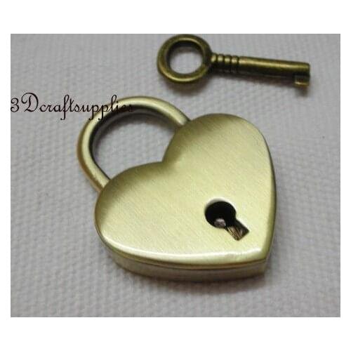 Padlock purse lock Heart Shaped come with key anti bronze 3.8 cm x 2.8 cm E47